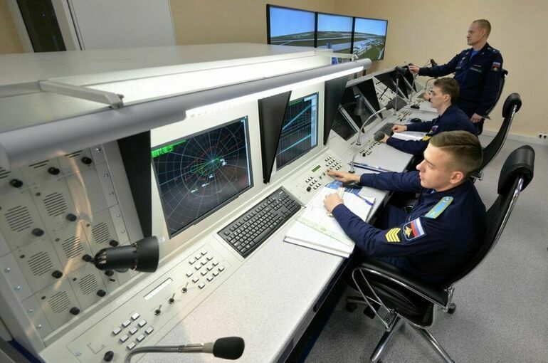 Признанных иноагентами выпускников военных вузов хотят обязать оплатить обучение