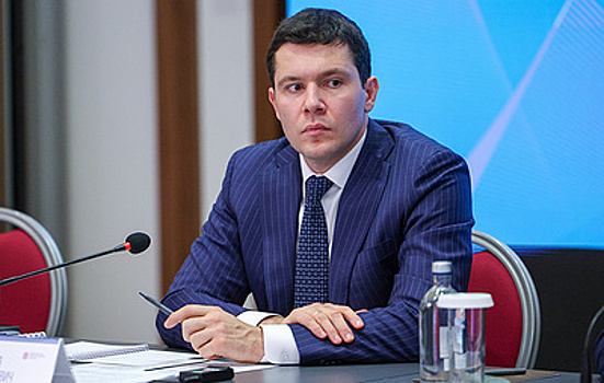 Алиханов: РФ сможет развиваться в некоторых отраслях автопрома быстрее, чем остальной мир
