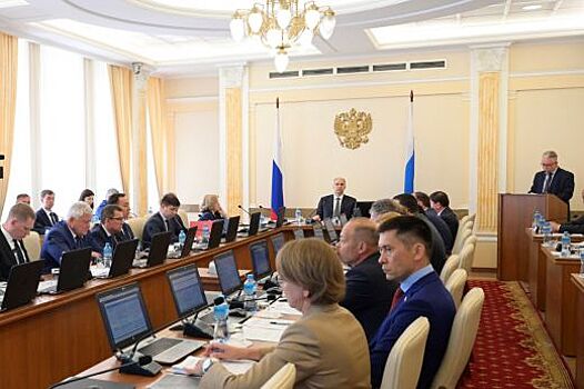 Денис Паслер поручил максимально эффективно задействовать трудовые ресурсы на предприятиях региона