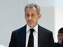 Саркози вернулся домой из тюрьмы