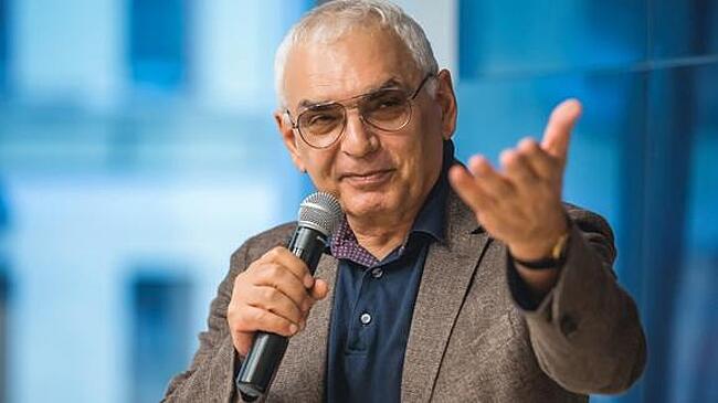 Почему кинорежиссер Карен Шахназаров зачастил на политические шоу?