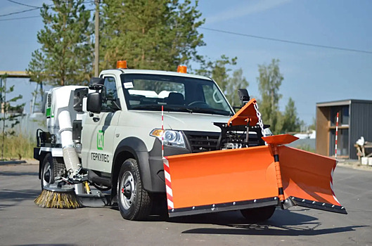 Новый комбо-автомобиль для коммунальщиков: зима и лето под контролем