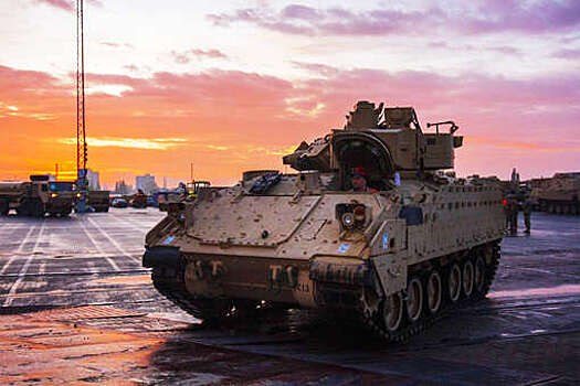 Пентагон показал, как подготавливают для Украины бронетранспортеры M113