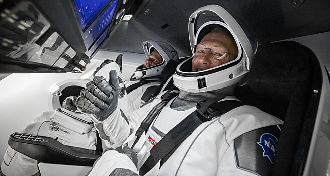 Астронавты НАСА дали оценку скафандрам SpaceX