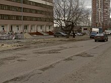 Дорога на улице Фурманова не выдерживает транспортного потока
