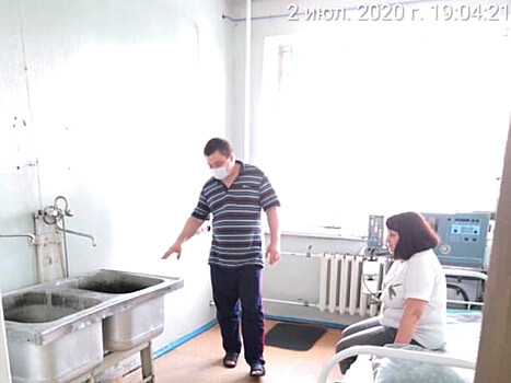 Ковид-центр в Кузбассе проверят после жалоб пациентов, которым не хватает мебели и розеток