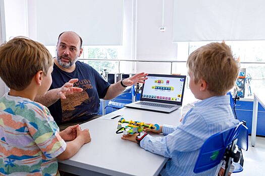 Роботы, марсоходы, персонажи игр: что создают ученики технологических кружков