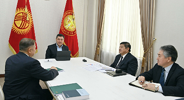 Садыр Жапаров провёл встречу с министром Евразийской экономической комиссии