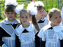 В Минпросвещения рассказали, как 1 сентября пройдут традиционные линейки в школах