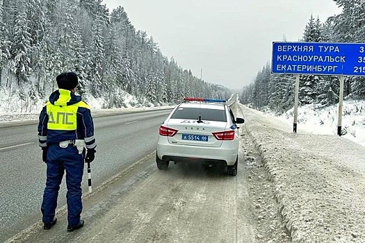 Ледяной дождь спровоцировал на Среднем Урале почти 140 аварий