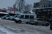 Автозаки стянулись к Плотниково — жители села выступают против новой свалки