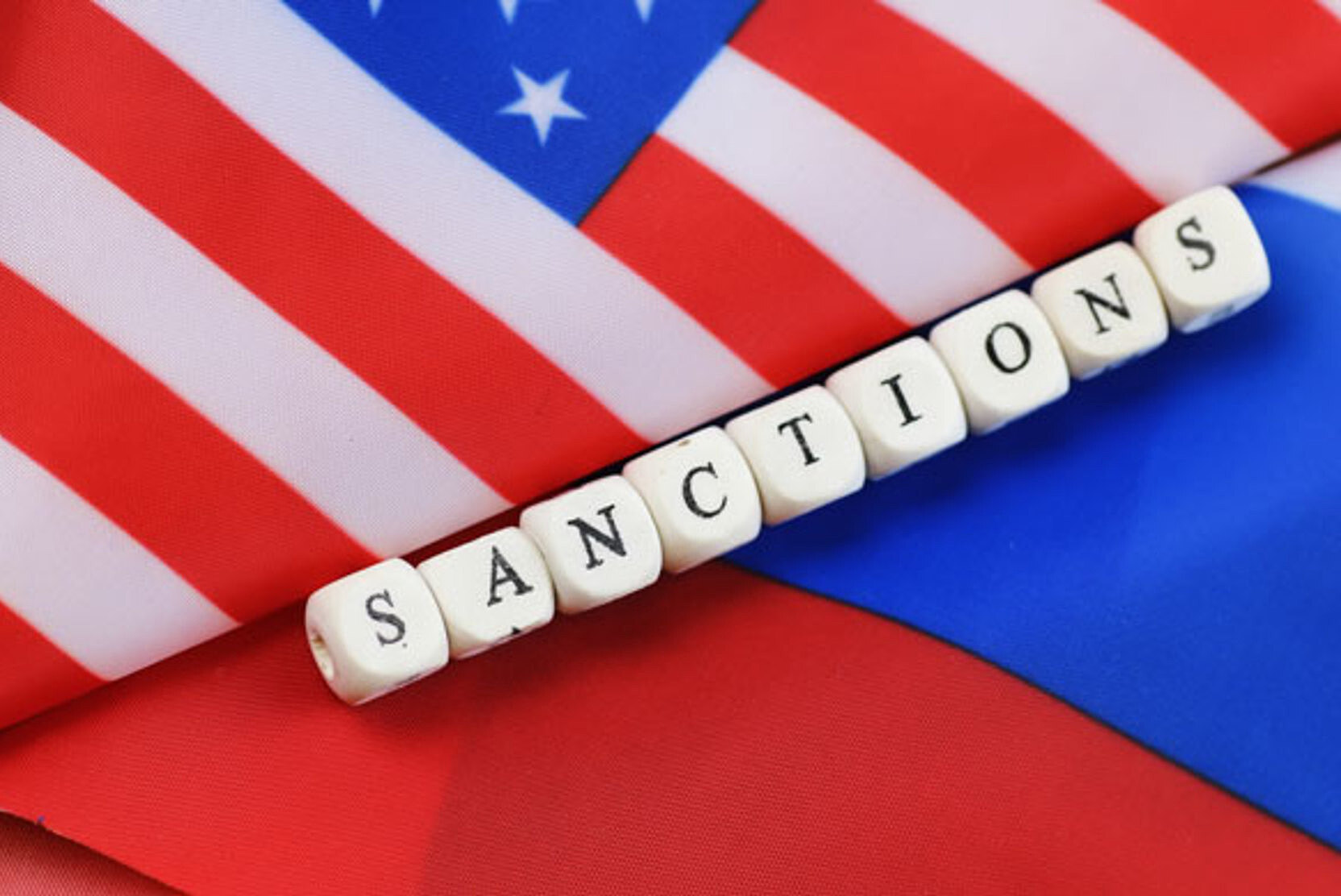 США и ЕС собрали «агрессивный пакет» санкций против РФ