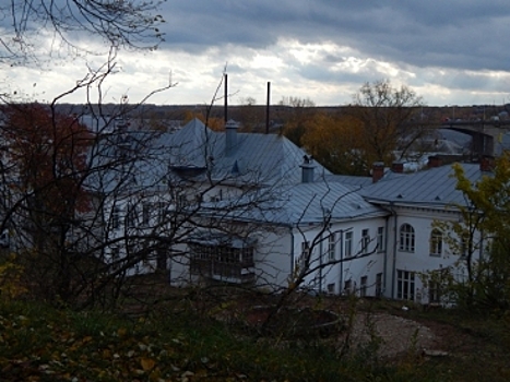 Для пациентов костромского онкодиспансера хотят восстановить красивый парк