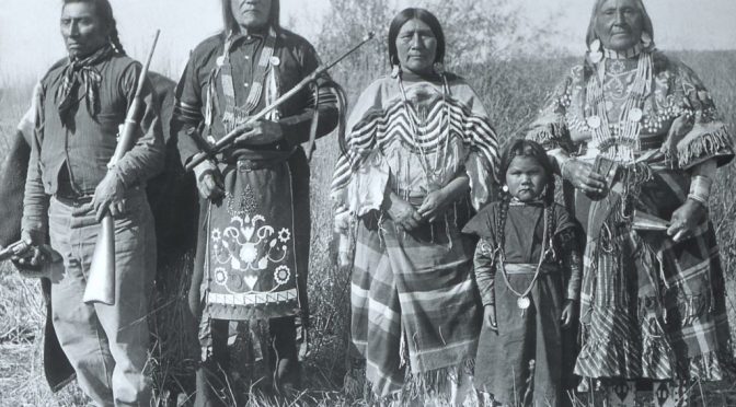 Сколько индейцев погибло в результате антииндейской политики США -  Рамблер/новости