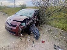 Подросток за рулем автомобиля попал в аварию