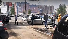 В Воронеже на видео сняли последствия аварии с пятью машинами
