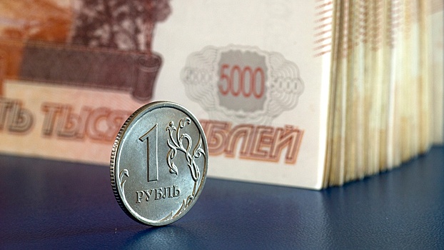 Жизнь за чужой счет: почему у россиян списывают деньги за задолженности «двойников»