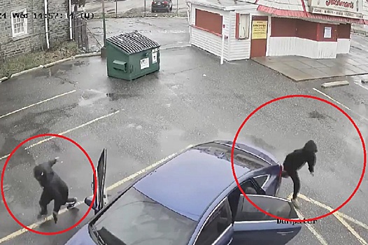 Не менее восьми школьников получили ранения при стрельбе в Филадельфии на автобусной остановке