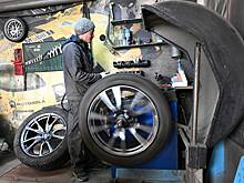 Москвичам отсоветовали менять резину в октябре