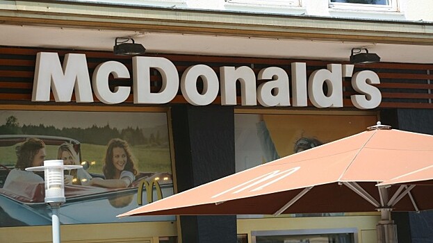 McDonald’s убрал из меню салаты из-за массового отравления