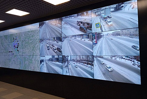 Для разгрузки потока на Красном проспекте Новосибирска изменят работу светофоров