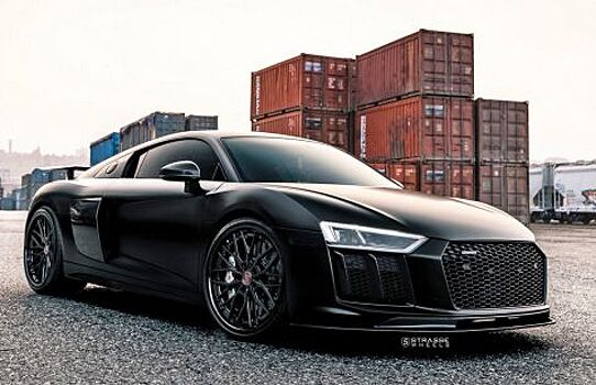 Audi R8 V10 Plus выглядит мощнее некуда. Колёса Strasse Wheels делают своё дело!