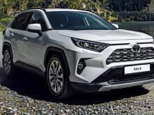 Кроссовер TOYOTA RAV4 признали самой востребованной иномаркой из Японии в России в 2022 году
