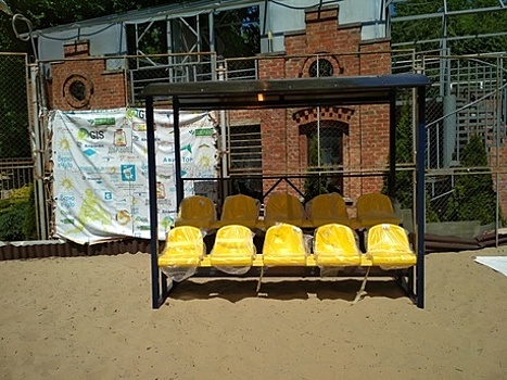 В Зеленоградске на "сковородке" установили трибуны для любителей пляжного волейбола