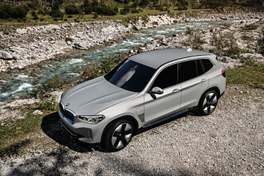 BMW iX3: первые фото серийной версии
