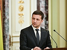Зеленский продлил особый статус Донбасса