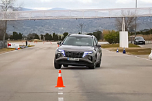 Видео: гибридный Hyundai Tucson удивил экспертов во время «лосиного теста»