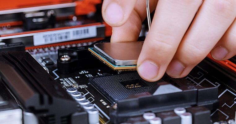 Intel xeon lga 2011 hotsell