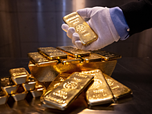 Стоимость золота достигла очередного рекорда. При чём тут Трамп