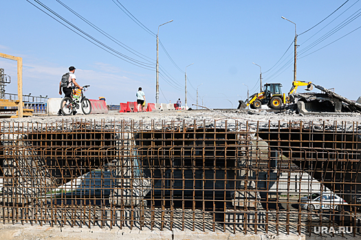 Депутат Госдумы проверит законность закрытия моста в Кургане