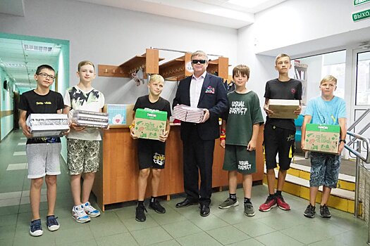 Депутат Мособлдумы стал участником акции «Доброе дело школьникам Донбасса»