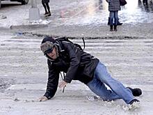 В Ростовской и Волгоградской областях снегопады и гололед сохранятся до конца марта