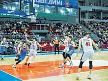 Баскетболисты "Самары" играли с ЦСКА на равных 25 минут, но уступили лидеру сезона
