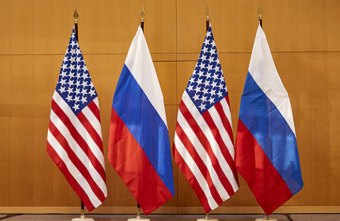 Ушаков рассказал, кто войдет в делегацию РФ на переговорах экспертов с США