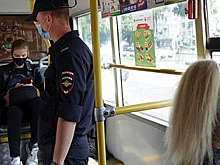 В Кирове водитель отказался везти безмасочников и едва не оказался избит