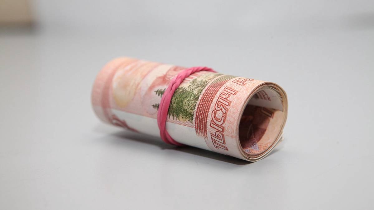 Bloomberg: Россия может ввести контроль за движением капитала для укрепления рубля