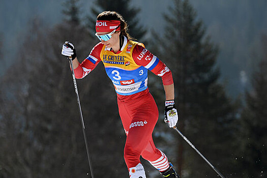 Шведская лыжница Андерссон выиграла масс-старт на этапе "Тур де Ски"
