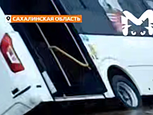 Amur Mash: на Сахалине на затопленной дороге опрокинулся автобус с пассажирами
