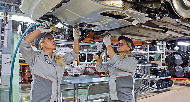 АвтоВАЗ вынужден перенести новогодние «каникулы» на лето из-за нехватки комплектующих