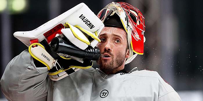 «Трактор» за 5 секунд реализовал штраф Грубеца за игру клюшкой вне трапеции. После этого «Авангард» заменил чеха