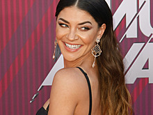 «Лучшая новость за весь 2020 год»: 35-летняя звезда «Сплетницы» беременна первенцем