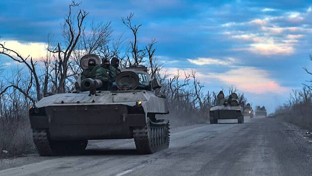 Донбасская дуга: перед российской армией стоит задача уничтожения самой боеспособной группировки врага