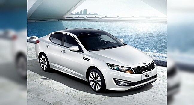 Продажи автомобилей D-сегмента в России выросли на 12,8%