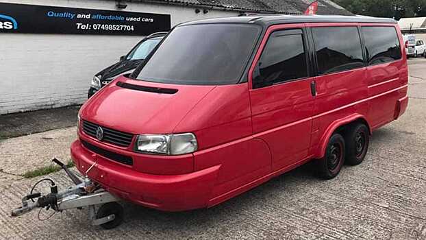 Из VW Transporter сделали настоящий кемпер