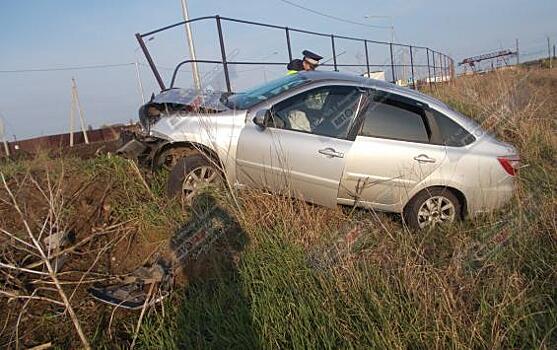 Водитель опрокинувшегося под Курском автомобиля попал в больницу