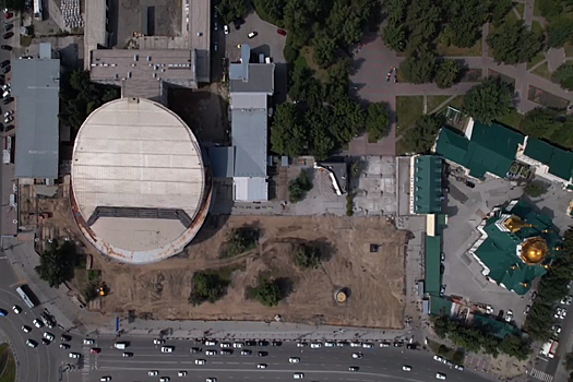 В Новосибирске благоустроят площадку перед Нарымским парком и цирком